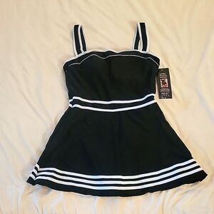 NWT Shore Shapes Swim dress